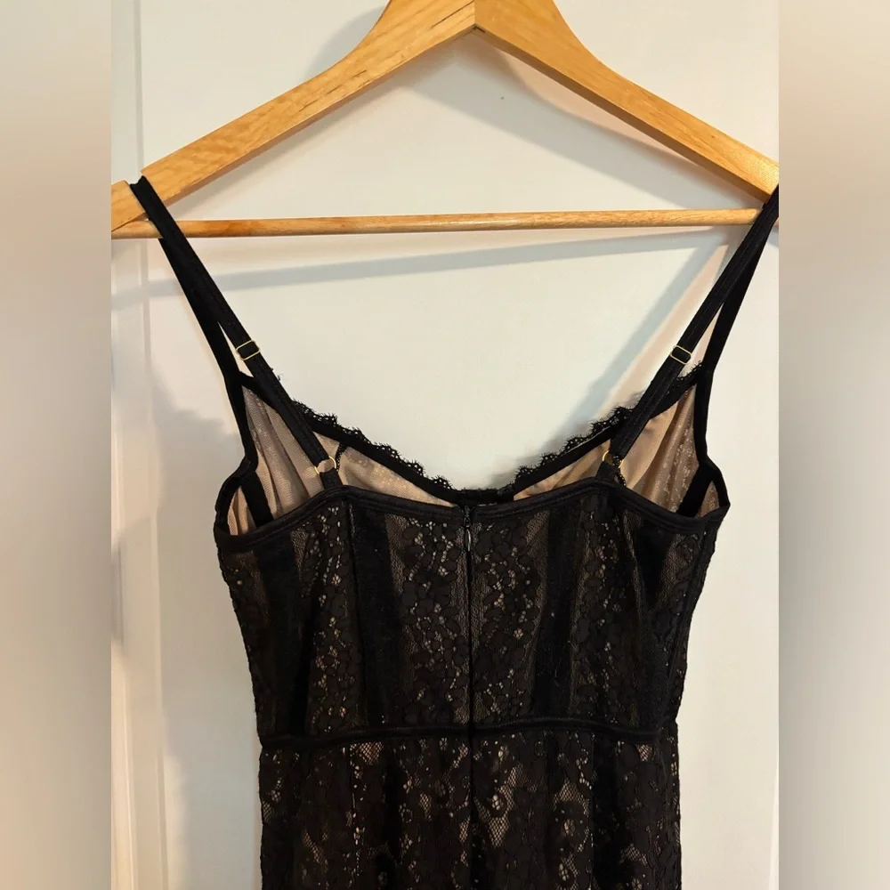 URBAN OUTFITTERS Angelica Corset Midi Dress Black Lace Front Slit Size Small - Picture 10 of 13